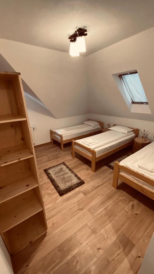Bed and Breakfast Famives Vendeghaz Racul Zewnętrze zdjęcie