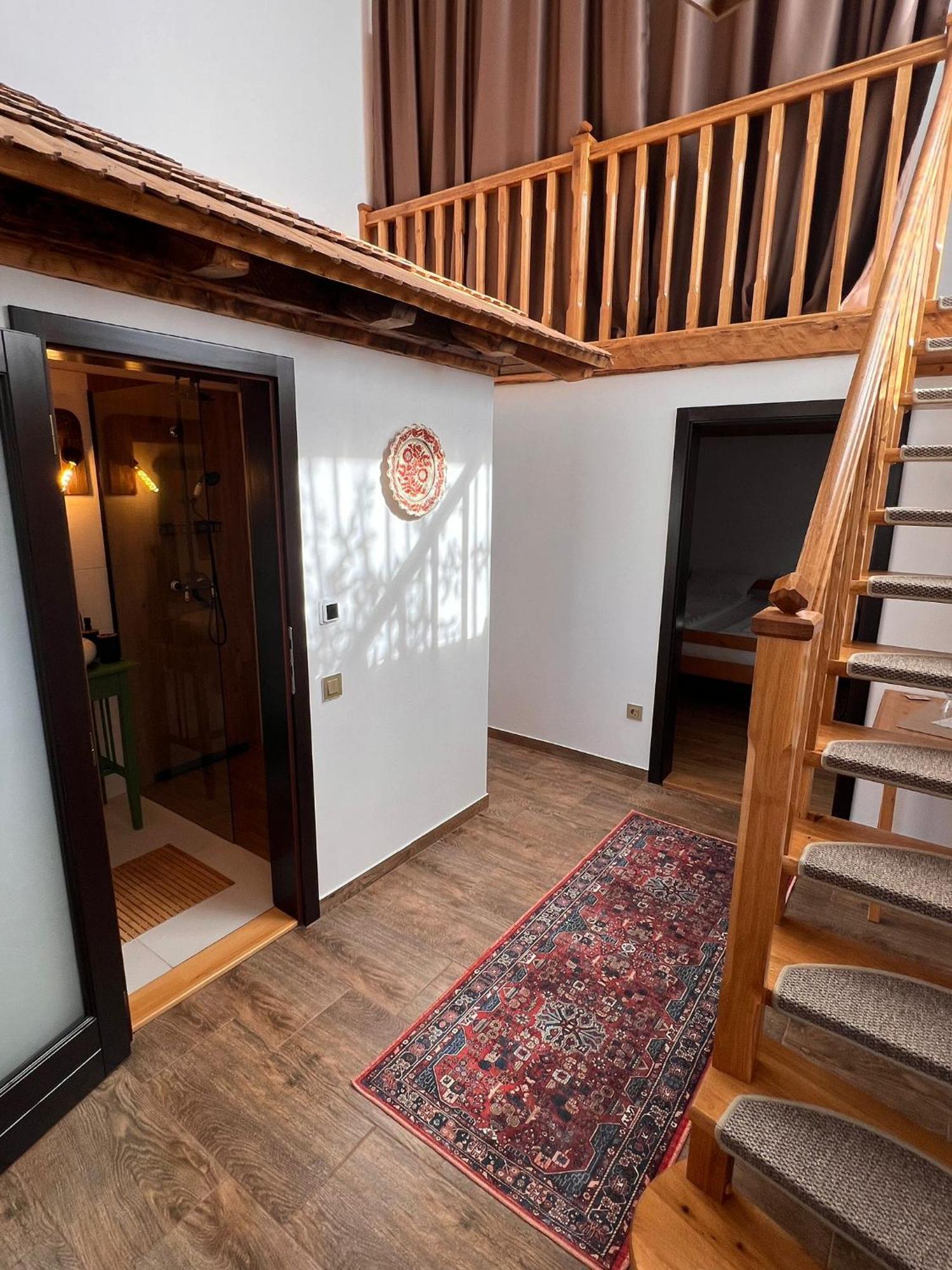 Bed and Breakfast Famives Vendeghaz Racul Zewnętrze zdjęcie