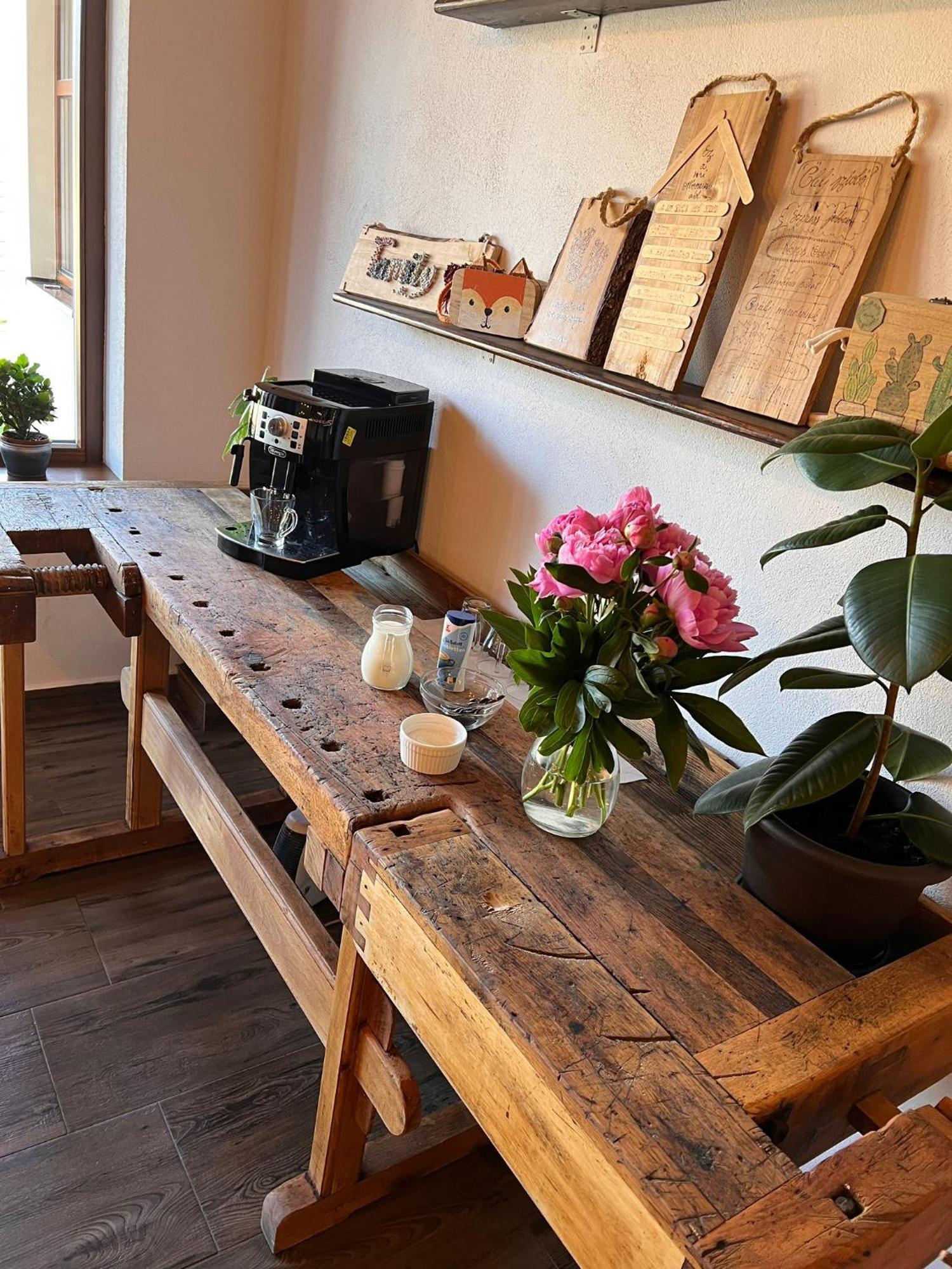 Bed and Breakfast Famives Vendeghaz Racul Zewnętrze zdjęcie